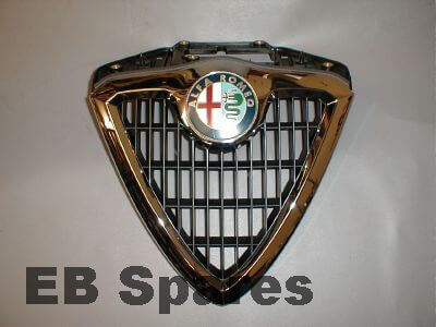 Front centre grille with badge. pre face lift. for Alfa Romeo 156