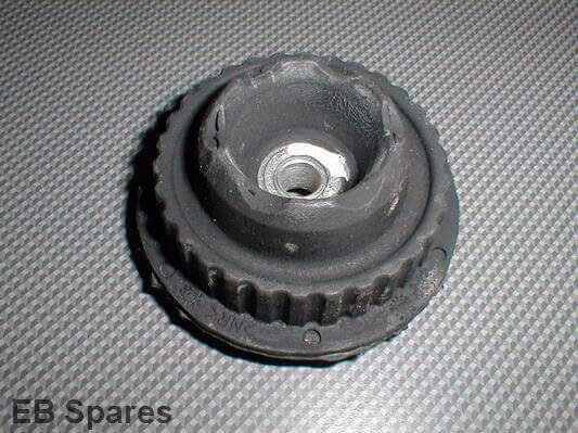 Top front strut mount 