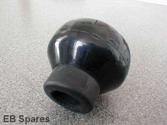 Gear knob 