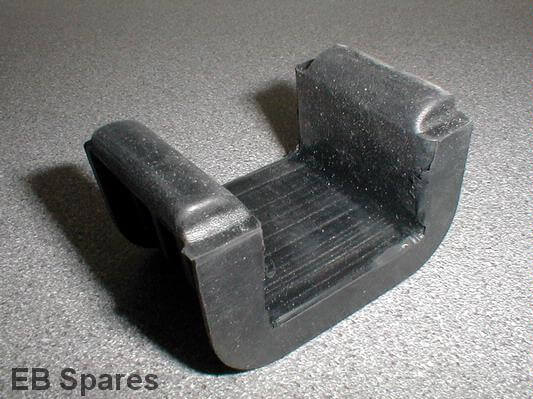 Radiator bottom rubber 