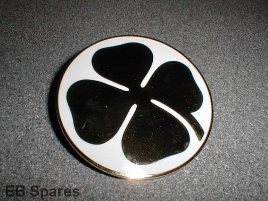 Gold clover badges for Alfa Romeo 105