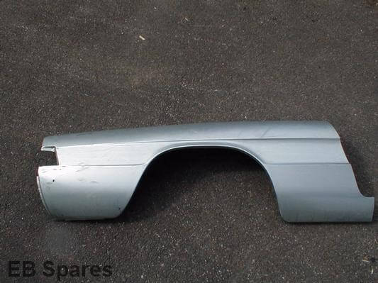 Rear wing right 