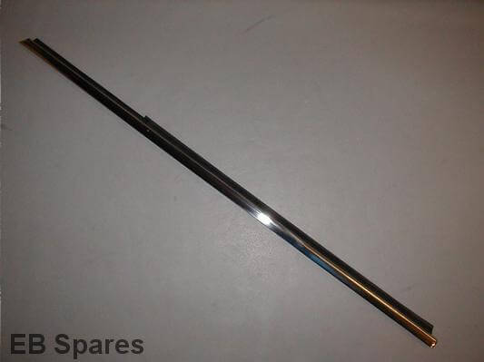 Top door outer trim. left for Alfa Romeo 105