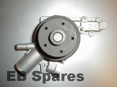 Dynamo style water pump for Alfa Romeo 105