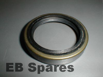 Rear gearbox oil seal for Alfa Romeo 105