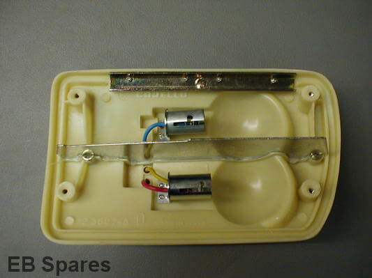 Rear lamp base. right 