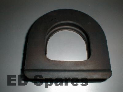 Centre prop mounting. Early for Alfa Romeo 105
