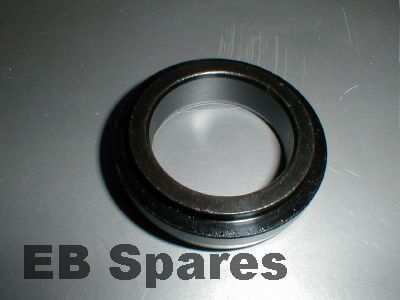 Rear wheel bearing shrink ring for Alfa Romeo 105