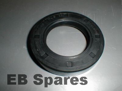1300/1600/1750 pinion oil seal for Alfa Romeo 105