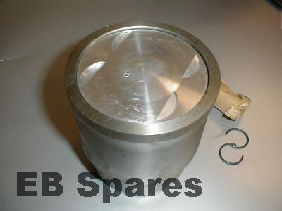 Piston and liner set. 3.0 24v 